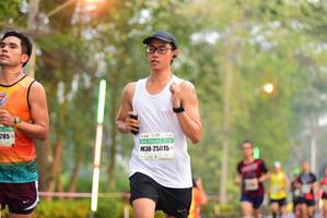 BIB: 4834, 47250, 42964
                            <button type="button" onclick="openModal(8005984)" class="btn btn-primary btn-sm float-right btn-popup" data-toggle="modal" data-target=".modal-high-quality">
                        <i class="fas fa-shopping-cart"></i> Add to Cart
                    </button>
                                            <button type="button" onclick="isThisMe(8005984, true)" class="btn btn-success btn-sm float-right btn-popup btn-isme hidden" data-toggle="tooltip" data-placement="bottom" title="นี่คือรูปของคุณใช่ไหม คลิกที่นี่เพื่อเอาเข้าอัลบั้ม">
                        <i class="fas fa-plus"></i> Add to album
                    </button>
                    <button type="button" onclick="isThisMe(8005984, false)" class="btn btn-warning btn-sm float-right btn-popup btn-isnotme hidden">
                        <i class="fas fa-ban"></i> Remove from album
                    </button>