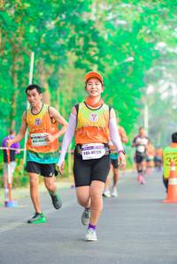 BIB: 40128
                            <button type="button" onclick="openModal(8779815)" class="btn btn-primary btn-sm float-right btn-popup" data-toggle="modal" data-target=".modal-high-quality">
                        <i class="fas fa-shopping-cart"></i> Add to Cart
                    </button>
                                            <button type="button" onclick="isThisMe(8779815, true)" class="btn btn-success btn-sm float-right btn-popup btn-isme hidden" data-toggle="tooltip" data-placement="bottom" title="นี่คือรูปของคุณใช่ไหม คลิกที่นี่เพื่อเอาเข้าอัลบั้ม">
                        <i class="fas fa-plus"></i> Add to album
                    </button>
                    <button type="button" onclick="isThisMe(8779815, false)" class="btn btn-warning btn-sm float-right btn-popup btn-isnotme hidden">
                        <i class="fas fa-ban"></i> Remove from album
                    </button>