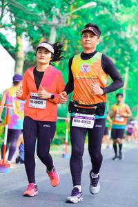 BIB: 40439, 41823, 
                            <button type="button" onclick="openModal(8663160)" class="btn btn-primary btn-sm float-right btn-popup" data-toggle="modal" data-target=".modal-high-quality">
                        <i class="fas fa-shopping-cart"></i> Add to Cart
                    </button>
                                            <button type="button" onclick="isThisMe(8663160, true)" class="btn btn-success btn-sm float-right btn-popup btn-isme hidden" data-toggle="tooltip" data-placement="bottom" title="นี่คือรูปของคุณใช่ไหม คลิกที่นี่เพื่อเอาเข้าอัลบั้ม">
                        <i class="fas fa-plus"></i> Add to album
                    </button>
                    <button type="button" onclick="isThisMe(8663160, false)" class="btn btn-warning btn-sm float-right btn-popup btn-isnotme hidden">
                        <i class="fas fa-ban"></i> Remove from album
                    </button>