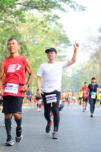 BIB: 42209, 40990
                            <button type="button" onclick="openModal(8586898)" class="btn btn-primary btn-sm float-right btn-popup" data-toggle="modal" data-target=".modal-high-quality">
                        <i class="fas fa-shopping-cart"></i> Add to Cart
                    </button>
                                            <button type="button" onclick="isThisMe(8586898, true)" class="btn btn-success btn-sm float-right btn-popup btn-isme hidden" data-toggle="tooltip" data-placement="bottom" title="นี่คือรูปของคุณใช่ไหม คลิกที่นี่เพื่อเอาเข้าอัลบั้ม">
                        <i class="fas fa-plus"></i> Add to album
                    </button>
                    <button type="button" onclick="isThisMe(8586898, false)" class="btn btn-warning btn-sm float-right btn-popup btn-isnotme hidden">
                        <i class="fas fa-ban"></i> Remove from album
                    </button>