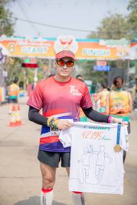 BIB: 42195
                            <button type="button" onclick="openModal(10305954)" class="btn btn-primary btn-sm float-right btn-popup" data-toggle="modal" data-target=".modal-high-quality">
                        <i class="fas fa-shopping-cart"></i> Add to Cart
                    </button>
                                            <button type="button" onclick="isThisMe(10305954, true)" class="btn btn-success btn-sm float-right btn-popup btn-isme hidden" data-toggle="tooltip" data-placement="bottom" title="นี่คือรูปของคุณใช่ไหม คลิกที่นี่เพื่อเอาเข้าอัลบั้ม">
                        <i class="fas fa-plus"></i> Add to album
                    </button>
                    <button type="button" onclick="isThisMe(10305954, false)" class="btn btn-warning btn-sm float-right btn-popup btn-isnotme hidden">
                        <i class="fas fa-ban"></i> Remove from album
                    </button>