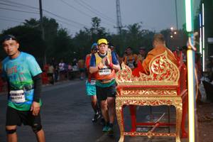 BIB: 4133, 2968
                            <button type="button" onclick="openModal(7505311)" class="btn btn-primary btn-sm float-right btn-popup" data-toggle="modal" data-target=".modal-high-quality">
                        <i class="fas fa-shopping-cart"></i> Add to Cart
                    </button>
                                            <button type="button" onclick="isThisMe(7505311, true)" class="btn btn-success btn-sm float-right btn-popup btn-isme hidden" data-toggle="tooltip" data-placement="bottom" title="นี่คือรูปของคุณใช่ไหม คลิกที่นี่เพื่อเอาเข้าอัลบั้ม">
                        <i class="fas fa-plus"></i> Add to album
                    </button>
                    <button type="button" onclick="isThisMe(7505311, false)" class="btn btn-warning btn-sm float-right btn-popup btn-isnotme hidden">
                        <i class="fas fa-ban"></i> Remove from album
                    </button>