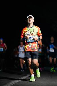 BIB: 41725
                            <button type="button" onclick="openModal(8748552)" class="btn btn-primary btn-sm float-right btn-popup" data-toggle="modal" data-target=".modal-high-quality">
                        <i class="fas fa-shopping-cart"></i> Add to Cart
                    </button>
                                            <button type="button" onclick="isThisMe(8748552, true)" class="btn btn-success btn-sm float-right btn-popup btn-isme hidden" data-toggle="tooltip" data-placement="bottom" title="นี่คือรูปของคุณใช่ไหม คลิกที่นี่เพื่อเอาเข้าอัลบั้ม">
                        <i class="fas fa-plus"></i> Add to album
                    </button>
                    <button type="button" onclick="isThisMe(8748552, false)" class="btn btn-warning btn-sm float-right btn-popup btn-isnotme hidden">
                        <i class="fas fa-ban"></i> Remove from album
                    </button>