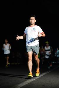 BIB: 40367
                            <button type="button" onclick="openModal(8745134)" class="btn btn-primary btn-sm float-right btn-popup" data-toggle="modal" data-target=".modal-high-quality">
                        <i class="fas fa-shopping-cart"></i> Add to Cart
                    </button>
                                            <button type="button" onclick="isThisMe(8745134, true)" class="btn btn-success btn-sm float-right btn-popup btn-isme hidden" data-toggle="tooltip" data-placement="bottom" title="นี่คือรูปของคุณใช่ไหม คลิกที่นี่เพื่อเอาเข้าอัลบั้ม">
                        <i class="fas fa-plus"></i> Add to album
                    </button>
                    <button type="button" onclick="isThisMe(8745134, false)" class="btn btn-warning btn-sm float-right btn-popup btn-isnotme hidden">
                        <i class="fas fa-ban"></i> Remove from album
                    </button>