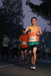 BIB: 21979
                            <button type="button" onclick="openModal(8905627)" class="btn btn-primary btn-sm float-right btn-popup" data-toggle="modal" data-target=".modal-high-quality">
                        <i class="fas fa-shopping-cart"></i> Add to Cart
                    </button>
                                            <button type="button" onclick="isThisMe(8905627, true)" class="btn btn-success btn-sm float-right btn-popup btn-isme hidden" data-toggle="tooltip" data-placement="bottom" title="นี่คือรูปของคุณใช่ไหม คลิกที่นี่เพื่อเอาเข้าอัลบั้ม">
                        <i class="fas fa-plus"></i> Add to album
                    </button>
                    <button type="button" onclick="isThisMe(8905627, false)" class="btn btn-warning btn-sm float-right btn-popup btn-isnotme hidden">
                        <i class="fas fa-ban"></i> Remove from album
                    </button>