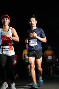 BIB: 46750, 40094
                            <button type="button" onclick="openModal(8736211)" class="btn btn-primary btn-sm float-right btn-popup" data-toggle="modal" data-target=".modal-high-quality">
                        <i class="fas fa-shopping-cart"></i> Add to Cart
                    </button>
                                            <button type="button" onclick="isThisMe(8736211, true)" class="btn btn-success btn-sm float-right btn-popup btn-isme hidden" data-toggle="tooltip" data-placement="bottom" title="นี่คือรูปของคุณใช่ไหม คลิกที่นี่เพื่อเอาเข้าอัลบั้ม">
                        <i class="fas fa-plus"></i> Add to album
                    </button>
                    <button type="button" onclick="isThisMe(8736211, false)" class="btn btn-warning btn-sm float-right btn-popup btn-isnotme hidden">
                        <i class="fas fa-ban"></i> Remove from album
                    </button>