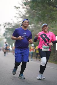BIB: 28043
                            <button type="button" onclick="openModal(8945931)" class="btn btn-primary btn-sm float-right btn-popup" data-toggle="modal" data-target=".modal-high-quality">
                        <i class="fas fa-shopping-cart"></i> Add to Cart
                    </button>
                                            <button type="button" onclick="isThisMe(8945931, true)" class="btn btn-success btn-sm float-right btn-popup btn-isme hidden" data-toggle="tooltip" data-placement="bottom" title="นี่คือรูปของคุณใช่ไหม คลิกที่นี่เพื่อเอาเข้าอัลบั้ม">
                        <i class="fas fa-plus"></i> Add to album
                    </button>
                    <button type="button" onclick="isThisMe(8945931, false)" class="btn btn-warning btn-sm float-right btn-popup btn-isnotme hidden">
                        <i class="fas fa-ban"></i> Remove from album
                    </button>