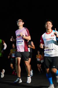 BIB: 46907, 45256
                            <button type="button" onclick="openModal(8741075)" class="btn btn-primary btn-sm float-right btn-popup" data-toggle="modal" data-target=".modal-high-quality">
                        <i class="fas fa-shopping-cart"></i> Add to Cart
                    </button>
                                            <button type="button" onclick="isThisMe(8741075, true)" class="btn btn-success btn-sm float-right btn-popup btn-isme hidden" data-toggle="tooltip" data-placement="bottom" title="นี่คือรูปของคุณใช่ไหม คลิกที่นี่เพื่อเอาเข้าอัลบั้ม">
                        <i class="fas fa-plus"></i> Add to album
                    </button>
                    <button type="button" onclick="isThisMe(8741075, false)" class="btn btn-warning btn-sm float-right btn-popup btn-isnotme hidden">
                        <i class="fas fa-ban"></i> Remove from album
                    </button>