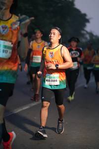 BIB: 017, 25910
                            <button type="button" onclick="openModal(8916392)" class="btn btn-primary btn-sm float-right btn-popup" data-toggle="modal" data-target=".modal-high-quality">
                        <i class="fas fa-shopping-cart"></i> Add to Cart
                    </button>
                                            <button type="button" onclick="isThisMe(8916392, true)" class="btn btn-success btn-sm float-right btn-popup btn-isme hidden" data-toggle="tooltip" data-placement="bottom" title="นี่คือรูปของคุณใช่ไหม คลิกที่นี่เพื่อเอาเข้าอัลบั้ม">
                        <i class="fas fa-plus"></i> Add to album
                    </button>
                    <button type="button" onclick="isThisMe(8916392, false)" class="btn btn-warning btn-sm float-right btn-popup btn-isnotme hidden">
                        <i class="fas fa-ban"></i> Remove from album
                    </button>