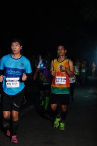 BIB: 428, 42418
                            <button type="button" onclick="openModal(8775952)" class="btn btn-primary btn-sm float-right btn-popup" data-toggle="modal" data-target=".modal-high-quality">
                        <i class="fas fa-shopping-cart"></i> Add to Cart
                    </button>
                                            <button type="button" onclick="isThisMe(8775952, true)" class="btn btn-success btn-sm float-right btn-popup btn-isme hidden" data-toggle="tooltip" data-placement="bottom" title="นี่คือรูปของคุณใช่ไหม คลิกที่นี่เพื่อเอาเข้าอัลบั้ม">
                        <i class="fas fa-plus"></i> Add to album
                    </button>
                    <button type="button" onclick="isThisMe(8775952, false)" class="btn btn-warning btn-sm float-right btn-popup btn-isnotme hidden">
                        <i class="fas fa-ban"></i> Remove from album
                    </button>