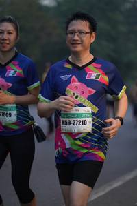 BIB: 2112, 21009, 27210
                            <button type="button" onclick="openModal(8932576)" class="btn btn-primary btn-sm float-right btn-popup" data-toggle="modal" data-target=".modal-high-quality">
                        <i class="fas fa-shopping-cart"></i> Add to Cart
                    </button>
                                            <button type="button" onclick="isThisMe(8932576, true)" class="btn btn-success btn-sm float-right btn-popup btn-isme hidden" data-toggle="tooltip" data-placement="bottom" title="นี่คือรูปของคุณใช่ไหม คลิกที่นี่เพื่อเอาเข้าอัลบั้ม">
                        <i class="fas fa-plus"></i> Add to album
                    </button>
                    <button type="button" onclick="isThisMe(8932576, false)" class="btn btn-warning btn-sm float-right btn-popup btn-isnotme hidden">
                        <i class="fas fa-ban"></i> Remove from album
                    </button>