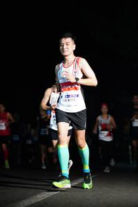 BIB: 018, 41171
                            <button type="button" onclick="openModal(8736002)" class="btn btn-primary btn-sm float-right btn-popup" data-toggle="modal" data-target=".modal-high-quality">
                        <i class="fas fa-shopping-cart"></i> Add to Cart
                    </button>
                                            <button type="button" onclick="isThisMe(8736002, true)" class="btn btn-success btn-sm float-right btn-popup btn-isme hidden" data-toggle="tooltip" data-placement="bottom" title="นี่คือรูปของคุณใช่ไหม คลิกที่นี่เพื่อเอาเข้าอัลบั้ม">
                        <i class="fas fa-plus"></i> Add to album
                    </button>
                    <button type="button" onclick="isThisMe(8736002, false)" class="btn btn-warning btn-sm float-right btn-popup btn-isnotme hidden">
                        <i class="fas fa-ban"></i> Remove from album
                    </button>