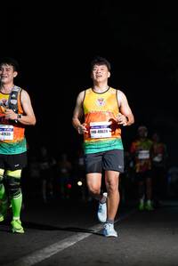 BIB: 47035, 40624
                            <button type="button" onclick="openModal(8748534)" class="btn btn-primary btn-sm float-right btn-popup" data-toggle="modal" data-target=".modal-high-quality">
                        <i class="fas fa-shopping-cart"></i> Add to Cart
                    </button>
                                            <button type="button" onclick="isThisMe(8748534, true)" class="btn btn-success btn-sm float-right btn-popup btn-isme hidden" data-toggle="tooltip" data-placement="bottom" title="นี่คือรูปของคุณใช่ไหม คลิกที่นี่เพื่อเอาเข้าอัลบั้ม">
                        <i class="fas fa-plus"></i> Add to album
                    </button>
                    <button type="button" onclick="isThisMe(8748534, false)" class="btn btn-warning btn-sm float-right btn-popup btn-isnotme hidden">
                        <i class="fas fa-ban"></i> Remove from album
                    </button>