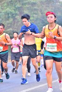 BIB: 145, 75212
                            <button type="button" onclick="openModal(7705221)" class="btn btn-primary btn-sm float-right btn-popup" data-toggle="modal" data-target=".modal-high-quality">
                        <i class="fas fa-shopping-cart"></i> Add to Cart
                    </button>
                                            <button type="button" onclick="isThisMe(7705221, true)" class="btn btn-success btn-sm float-right btn-popup btn-isme hidden" data-toggle="tooltip" data-placement="bottom" title="นี่คือรูปของคุณใช่ไหม คลิกที่นี่เพื่อเอาเข้าอัลบั้ม">
                        <i class="fas fa-plus"></i> Add to album
                    </button>
                    <button type="button" onclick="isThisMe(7705221, false)" class="btn btn-warning btn-sm float-right btn-popup btn-isnotme hidden">
                        <i class="fas fa-ban"></i> Remove from album
                    </button>