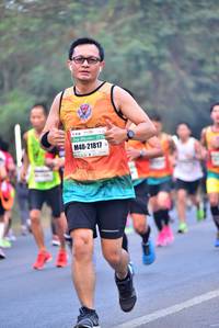 BIB: 21817
                            <button type="button" onclick="openModal(7795129)" class="btn btn-primary btn-sm float-right btn-popup" data-toggle="modal" data-target=".modal-high-quality">
                        <i class="fas fa-shopping-cart"></i> Add to Cart
                    </button>
                                            <button type="button" onclick="isThisMe(7795129, true)" class="btn btn-success btn-sm float-right btn-popup btn-isme hidden" data-toggle="tooltip" data-placement="bottom" title="นี่คือรูปของคุณใช่ไหม คลิกที่นี่เพื่อเอาเข้าอัลบั้ม">
                        <i class="fas fa-plus"></i> Add to album
                    </button>
                    <button type="button" onclick="isThisMe(7795129, false)" class="btn btn-warning btn-sm float-right btn-popup btn-isnotme hidden">
                        <i class="fas fa-ban"></i> Remove from album
                    </button>