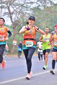 BIB: 21111
                            <button type="button" onclick="openModal(7707519)" class="btn btn-primary btn-sm float-right btn-popup" data-toggle="modal" data-target=".modal-high-quality">
                        <i class="fas fa-shopping-cart"></i> Add to Cart
                    </button>
                                            <button type="button" onclick="isThisMe(7707519, true)" class="btn btn-success btn-sm float-right btn-popup btn-isme hidden" data-toggle="tooltip" data-placement="bottom" title="นี่คือรูปของคุณใช่ไหม คลิกที่นี่เพื่อเอาเข้าอัลบั้ม">
                        <i class="fas fa-plus"></i> Add to album
                    </button>
                    <button type="button" onclick="isThisMe(7707519, false)" class="btn btn-warning btn-sm float-right btn-popup btn-isnotme hidden">
                        <i class="fas fa-ban"></i> Remove from album
                    </button>