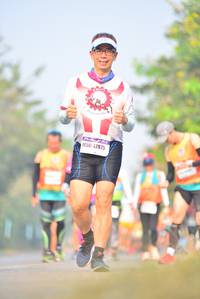 BIB: 47975, 
                            <button type="button" onclick="openModal(8227833)" class="btn btn-primary btn-sm float-right btn-popup" data-toggle="modal" data-target=".modal-high-quality">
                        <i class="fas fa-shopping-cart"></i> Add to Cart
                    </button>
                                            <button type="button" onclick="isThisMe(8227833, true)" class="btn btn-success btn-sm float-right btn-popup btn-isme hidden" data-toggle="tooltip" data-placement="bottom" title="นี่คือรูปของคุณใช่ไหม คลิกที่นี่เพื่อเอาเข้าอัลบั้ม">
                        <i class="fas fa-plus"></i> Add to album
                    </button>
                    <button type="button" onclick="isThisMe(8227833, false)" class="btn btn-warning btn-sm float-right btn-popup btn-isnotme hidden">
                        <i class="fas fa-ban"></i> Remove from album
                    </button>