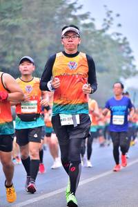 BIB: 26563, 221
                            <button type="button" onclick="openModal(7800106)" class="btn btn-primary btn-sm float-right btn-popup" data-toggle="modal" data-target=".modal-high-quality">
                        <i class="fas fa-shopping-cart"></i> Add to Cart
                    </button>
                                            <button type="button" onclick="isThisMe(7800106, true)" class="btn btn-success btn-sm float-right btn-popup btn-isme hidden" data-toggle="tooltip" data-placement="bottom" title="นี่คือรูปของคุณใช่ไหม คลิกที่นี่เพื่อเอาเข้าอัลบั้ม">
                        <i class="fas fa-plus"></i> Add to album
                    </button>
                    <button type="button" onclick="isThisMe(7800106, false)" class="btn btn-warning btn-sm float-right btn-popup btn-isnotme hidden">
                        <i class="fas fa-ban"></i> Remove from album
                    </button>