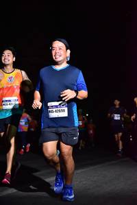 BIB: 428, 42698
                            <button type="button" onclick="openModal(7283992)" class="btn btn-primary btn-sm float-right btn-popup" data-toggle="modal" data-target=".modal-high-quality">
                        <i class="fas fa-shopping-cart"></i> Add to Cart
                    </button>
                                            <button type="button" onclick="isThisMe(7283992, true)" class="btn btn-success btn-sm float-right btn-popup btn-isme hidden" data-toggle="tooltip" data-placement="bottom" title="นี่คือรูปของคุณใช่ไหม คลิกที่นี่เพื่อเอาเข้าอัลบั้ม">
                        <i class="fas fa-plus"></i> Add to album
                    </button>
                    <button type="button" onclick="isThisMe(7283992, false)" class="btn btn-warning btn-sm float-right btn-popup btn-isnotme hidden">
                        <i class="fas fa-ban"></i> Remove from album
                    </button>