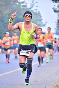 BIB: 40440
                            <button type="button" onclick="openModal(7818326)" class="btn btn-primary btn-sm float-right btn-popup" data-toggle="modal" data-target=".modal-high-quality">
                        <i class="fas fa-shopping-cart"></i> Add to Cart
                    </button>
                                            <button type="button" onclick="isThisMe(7818326, true)" class="btn btn-success btn-sm float-right btn-popup btn-isme hidden" data-toggle="tooltip" data-placement="bottom" title="นี่คือรูปของคุณใช่ไหม คลิกที่นี่เพื่อเอาเข้าอัลบั้ม">
                        <i class="fas fa-plus"></i> Add to album
                    </button>
                    <button type="button" onclick="isThisMe(7818326, false)" class="btn btn-warning btn-sm float-right btn-popup btn-isnotme hidden">
                        <i class="fas fa-ban"></i> Remove from album
                    </button>