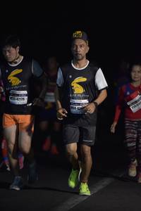 BIB: 42179, 424
                            <button type="button" onclick="openModal(7520028)" class="btn btn-primary btn-sm float-right btn-popup" data-toggle="modal" data-target=".modal-high-quality">
                        <i class="fas fa-shopping-cart"></i> Add to Cart
                    </button>
                                            <button type="button" onclick="isThisMe(7520028, true)" class="btn btn-success btn-sm float-right btn-popup btn-isme hidden" data-toggle="tooltip" data-placement="bottom" title="นี่คือรูปของคุณใช่ไหม คลิกที่นี่เพื่อเอาเข้าอัลบั้ม">
                        <i class="fas fa-plus"></i> Add to album
                    </button>
                    <button type="button" onclick="isThisMe(7520028, false)" class="btn btn-warning btn-sm float-right btn-popup btn-isnotme hidden">
                        <i class="fas fa-ban"></i> Remove from album
                    </button>