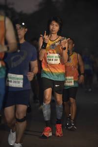 BIB: 017, 20131, 25910
                            <button type="button" onclick="openModal(7626536)" class="btn btn-primary btn-sm float-right btn-popup" data-toggle="modal" data-target=".modal-high-quality">
                        <i class="fas fa-shopping-cart"></i> Add to Cart
                    </button>
                                            <button type="button" onclick="isThisMe(7626536, true)" class="btn btn-success btn-sm float-right btn-popup btn-isme hidden" data-toggle="tooltip" data-placement="bottom" title="นี่คือรูปของคุณใช่ไหม คลิกที่นี่เพื่อเอาเข้าอัลบั้ม">
                        <i class="fas fa-plus"></i> Add to album
                    </button>
                    <button type="button" onclick="isThisMe(7626536, false)" class="btn btn-warning btn-sm float-right btn-popup btn-isnotme hidden">
                        <i class="fas fa-ban"></i> Remove from album
                    </button>