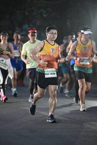 BIB: 26389
                            <button type="button" onclick="openModal(7994048)" class="btn btn-primary btn-sm float-right btn-popup" data-toggle="modal" data-target=".modal-high-quality">
                        <i class="fas fa-shopping-cart"></i> Add to Cart
                    </button>
                                            <button type="button" onclick="isThisMe(7994048, true)" class="btn btn-success btn-sm float-right btn-popup btn-isme hidden" data-toggle="tooltip" data-placement="bottom" title="นี่คือรูปของคุณใช่ไหม คลิกที่นี่เพื่อเอาเข้าอัลบั้ม">
                        <i class="fas fa-plus"></i> Add to album
                    </button>
                    <button type="button" onclick="isThisMe(7994048, false)" class="btn btn-warning btn-sm float-right btn-popup btn-isnotme hidden">
                        <i class="fas fa-ban"></i> Remove from album
                    </button>