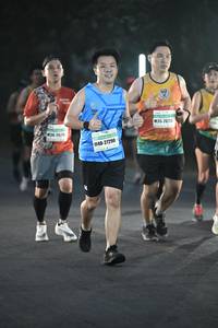 BIB: 2620, 2625, 27290
                            <button type="button" onclick="openModal(7991289)" class="btn btn-primary btn-sm float-right btn-popup" data-toggle="modal" data-target=".modal-high-quality">
                        <i class="fas fa-shopping-cart"></i> Add to Cart
                    </button>
                                            <button type="button" onclick="isThisMe(7991289, true)" class="btn btn-success btn-sm float-right btn-popup btn-isme hidden" data-toggle="tooltip" data-placement="bottom" title="นี่คือรูปของคุณใช่ไหม คลิกที่นี่เพื่อเอาเข้าอัลบั้ม">
                        <i class="fas fa-plus"></i> Add to album
                    </button>
                    <button type="button" onclick="isThisMe(7991289, false)" class="btn btn-warning btn-sm float-right btn-popup btn-isnotme hidden">
                        <i class="fas fa-ban"></i> Remove from album
                    </button>