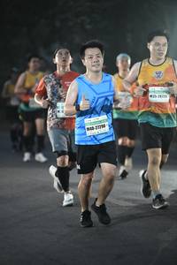 BIB: 26720, 27290
                            <button type="button" onclick="openModal(7991378)" class="btn btn-primary btn-sm float-right btn-popup" data-toggle="modal" data-target=".modal-high-quality">
                        <i class="fas fa-shopping-cart"></i> Add to Cart
                    </button>
                                            <button type="button" onclick="isThisMe(7991378, true)" class="btn btn-success btn-sm float-right btn-popup btn-isme hidden" data-toggle="tooltip" data-placement="bottom" title="นี่คือรูปของคุณใช่ไหม คลิกที่นี่เพื่อเอาเข้าอัลบั้ม">
                        <i class="fas fa-plus"></i> Add to album
                    </button>
                    <button type="button" onclick="isThisMe(7991378, false)" class="btn btn-warning btn-sm float-right btn-popup btn-isnotme hidden">
                        <i class="fas fa-ban"></i> Remove from album
                    </button>