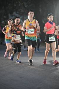 BIB: 26307, 27669, 2529
                            <button type="button" onclick="openModal(8063875)" class="btn btn-primary btn-sm float-right btn-popup" data-toggle="modal" data-target=".modal-high-quality">
                        <i class="fas fa-shopping-cart"></i> Add to Cart
                    </button>
                                            <button type="button" onclick="isThisMe(8063875, true)" class="btn btn-success btn-sm float-right btn-popup btn-isme hidden" data-toggle="tooltip" data-placement="bottom" title="นี่คือรูปของคุณใช่ไหม คลิกที่นี่เพื่อเอาเข้าอัลบั้ม">
                        <i class="fas fa-plus"></i> Add to album
                    </button>
                    <button type="button" onclick="isThisMe(8063875, false)" class="btn btn-warning btn-sm float-right btn-popup btn-isnotme hidden">
                        <i class="fas fa-ban"></i> Remove from album
                    </button>