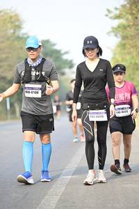 BIB: 47108, 45113, 40416
                            <button type="button" onclick="openModal(8453640)" class="btn btn-primary btn-sm float-right btn-popup" data-toggle="modal" data-target=".modal-high-quality">
                        <i class="fas fa-shopping-cart"></i> Add to Cart
                    </button>
                                            <button type="button" onclick="isThisMe(8453640, true)" class="btn btn-success btn-sm float-right btn-popup btn-isme hidden" data-toggle="tooltip" data-placement="bottom" title="นี่คือรูปของคุณใช่ไหม คลิกที่นี่เพื่อเอาเข้าอัลบั้ม">
                        <i class="fas fa-plus"></i> Add to album
                    </button>
                    <button type="button" onclick="isThisMe(8453640, false)" class="btn btn-warning btn-sm float-right btn-popup btn-isnotme hidden">
                        <i class="fas fa-ban"></i> Remove from album
                    </button>