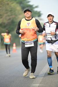 BIB: 4761, 42694
                            <button type="button" onclick="openModal(8460109)" class="btn btn-primary btn-sm float-right btn-popup" data-toggle="modal" data-target=".modal-high-quality">
                        <i class="fas fa-shopping-cart"></i> Add to Cart
                    </button>
                                            <button type="button" onclick="isThisMe(8460109, true)" class="btn btn-success btn-sm float-right btn-popup btn-isme hidden" data-toggle="tooltip" data-placement="bottom" title="นี่คือรูปของคุณใช่ไหม คลิกที่นี่เพื่อเอาเข้าอัลบั้ม">
                        <i class="fas fa-plus"></i> Add to album
                    </button>
                    <button type="button" onclick="isThisMe(8460109, false)" class="btn btn-warning btn-sm float-right btn-popup btn-isnotme hidden">
                        <i class="fas fa-ban"></i> Remove from album
                    </button>