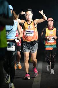 BIB: 45628, 48071, 4504
                            <button type="button" onclick="openModal(7501873)" class="btn btn-primary btn-sm float-right btn-popup" data-toggle="modal" data-target=".modal-high-quality">
                        <i class="fas fa-shopping-cart"></i> Add to Cart
                    </button>
                                            <button type="button" onclick="isThisMe(7501873, true)" class="btn btn-success btn-sm float-right btn-popup btn-isme hidden" data-toggle="tooltip" data-placement="bottom" title="นี่คือรูปของคุณใช่ไหม คลิกที่นี่เพื่อเอาเข้าอัลบั้ม">
                        <i class="fas fa-plus"></i> Add to album
                    </button>
                    <button type="button" onclick="isThisMe(7501873, false)" class="btn btn-warning btn-sm float-right btn-popup btn-isnotme hidden">
                        <i class="fas fa-ban"></i> Remove from album
                    </button>