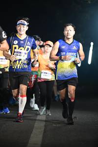 BIB: 471, 403
                            <button type="button" onclick="openModal(7579757)" class="btn btn-primary btn-sm float-right btn-popup" data-toggle="modal" data-target=".modal-high-quality">
                        <i class="fas fa-shopping-cart"></i> Add to Cart
                    </button>
                                            <button type="button" onclick="isThisMe(7579757, true)" class="btn btn-success btn-sm float-right btn-popup btn-isme hidden" data-toggle="tooltip" data-placement="bottom" title="นี่คือรูปของคุณใช่ไหม คลิกที่นี่เพื่อเอาเข้าอัลบั้ม">
                        <i class="fas fa-plus"></i> Add to album
                    </button>
                    <button type="button" onclick="isThisMe(7579757, false)" class="btn btn-warning btn-sm float-right btn-popup btn-isnotme hidden">
                        <i class="fas fa-ban"></i> Remove from album
                    </button>