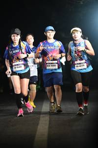 BIB: 45441, 46902, 46120
                            <button type="button" onclick="openModal(7553208)" class="btn btn-primary btn-sm float-right btn-popup" data-toggle="modal" data-target=".modal-high-quality">
                        <i class="fas fa-shopping-cart"></i> Add to Cart
                    </button>
                                            <button type="button" onclick="isThisMe(7553208, true)" class="btn btn-success btn-sm float-right btn-popup btn-isme hidden" data-toggle="tooltip" data-placement="bottom" title="นี่คือรูปของคุณใช่ไหม คลิกที่นี่เพื่อเอาเข้าอัลบั้ม">
                        <i class="fas fa-plus"></i> Add to album
                    </button>
                    <button type="button" onclick="isThisMe(7553208, false)" class="btn btn-warning btn-sm float-right btn-popup btn-isnotme hidden">
                        <i class="fas fa-ban"></i> Remove from album
                    </button>