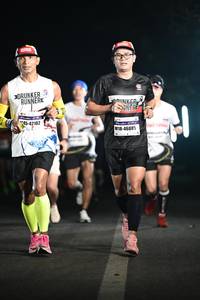 BIB: 42102, 46885
                            <button type="button" onclick="openModal(7437311)" class="btn btn-primary btn-sm float-right btn-popup" data-toggle="modal" data-target=".modal-high-quality">
                        <i class="fas fa-shopping-cart"></i> Add to Cart
                    </button>
                                            <button type="button" onclick="isThisMe(7437311, true)" class="btn btn-success btn-sm float-right btn-popup btn-isme hidden" data-toggle="tooltip" data-placement="bottom" title="นี่คือรูปของคุณใช่ไหม คลิกที่นี่เพื่อเอาเข้าอัลบั้ม">
                        <i class="fas fa-plus"></i> Add to album
                    </button>
                    <button type="button" onclick="isThisMe(7437311, false)" class="btn btn-warning btn-sm float-right btn-popup btn-isnotme hidden">
                        <i class="fas fa-ban"></i> Remove from album
                    </button>