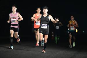 BIB: 407, 4144
                            <button type="button" onclick="openModal(7967434)" class="btn btn-primary btn-sm float-right btn-popup" data-toggle="modal" data-target=".modal-high-quality">
                        <i class="fas fa-shopping-cart"></i> Add to Cart
                    </button>
                                            <button type="button" onclick="isThisMe(7967434, true)" class="btn btn-success btn-sm float-right btn-popup btn-isme hidden" data-toggle="tooltip" data-placement="bottom" title="นี่คือรูปของคุณใช่ไหม คลิกที่นี่เพื่อเอาเข้าอัลบั้ม">
                        <i class="fas fa-plus"></i> Add to album
                    </button>
                    <button type="button" onclick="isThisMe(7967434, false)" class="btn btn-warning btn-sm float-right btn-popup btn-isnotme hidden">
                        <i class="fas fa-ban"></i> Remove from album
                    </button>