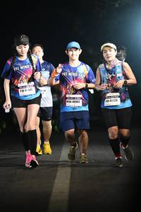 BIB: 4441, 46902, 45120
                            <button type="button" onclick="openModal(7553203)" class="btn btn-primary btn-sm float-right btn-popup" data-toggle="modal" data-target=".modal-high-quality">
                        <i class="fas fa-shopping-cart"></i> Add to Cart
                    </button>
                                            <button type="button" onclick="isThisMe(7553203, true)" class="btn btn-success btn-sm float-right btn-popup btn-isme hidden" data-toggle="tooltip" data-placement="bottom" title="นี่คือรูปของคุณใช่ไหม คลิกที่นี่เพื่อเอาเข้าอัลบั้ม">
                        <i class="fas fa-plus"></i> Add to album
                    </button>
                    <button type="button" onclick="isThisMe(7553203, false)" class="btn btn-warning btn-sm float-right btn-popup btn-isnotme hidden">
                        <i class="fas fa-ban"></i> Remove from album
                    </button>