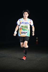 BIB: 41843
                            <button type="button" onclick="openModal(7967564)" class="btn btn-primary btn-sm float-right btn-popup" data-toggle="modal" data-target=".modal-high-quality">
                        <i class="fas fa-shopping-cart"></i> Add to Cart
                    </button>
                                            <button type="button" onclick="isThisMe(7967564, true)" class="btn btn-success btn-sm float-right btn-popup btn-isme hidden" data-toggle="tooltip" data-placement="bottom" title="นี่คือรูปของคุณใช่ไหม คลิกที่นี่เพื่อเอาเข้าอัลบั้ม">
                        <i class="fas fa-plus"></i> Add to album
                    </button>
                    <button type="button" onclick="isThisMe(7967564, false)" class="btn btn-warning btn-sm float-right btn-popup btn-isnotme hidden">
                        <i class="fas fa-ban"></i> Remove from album
                    </button>