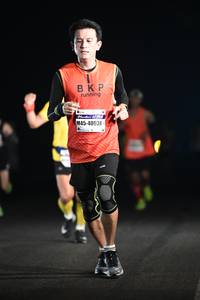 BIB: 40938
                            <button type="button" onclick="openModal(7381015)" class="btn btn-primary btn-sm float-right btn-popup" data-toggle="modal" data-target=".modal-high-quality">
                        <i class="fas fa-shopping-cart"></i> Add to Cart
                    </button>
                                            <button type="button" onclick="isThisMe(7381015, true)" class="btn btn-success btn-sm float-right btn-popup btn-isme hidden" data-toggle="tooltip" data-placement="bottom" title="นี่คือรูปของคุณใช่ไหม คลิกที่นี่เพื่อเอาเข้าอัลบั้ม">
                        <i class="fas fa-plus"></i> Add to album
                    </button>
                    <button type="button" onclick="isThisMe(7381015, false)" class="btn btn-warning btn-sm float-right btn-popup btn-isnotme hidden">
                        <i class="fas fa-ban"></i> Remove from album
                    </button>