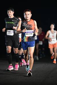 BIB: 47210, 41199
                            <button type="button" onclick="openModal(7389425)" class="btn btn-primary btn-sm float-right btn-popup" data-toggle="modal" data-target=".modal-high-quality">
                        <i class="fas fa-shopping-cart"></i> Add to Cart
                    </button>
                                            <button type="button" onclick="isThisMe(7389425, true)" class="btn btn-success btn-sm float-right btn-popup btn-isme hidden" data-toggle="tooltip" data-placement="bottom" title="นี่คือรูปของคุณใช่ไหม คลิกที่นี่เพื่อเอาเข้าอัลบั้ม">
                        <i class="fas fa-plus"></i> Add to album
                    </button>
                    <button type="button" onclick="isThisMe(7389425, false)" class="btn btn-warning btn-sm float-right btn-popup btn-isnotme hidden">
                        <i class="fas fa-ban"></i> Remove from album
                    </button>