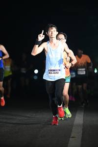 BIB: 45792
                            <button type="button" onclick="openModal(7388369)" class="btn btn-primary btn-sm float-right btn-popup" data-toggle="modal" data-target=".modal-high-quality">
                        <i class="fas fa-shopping-cart"></i> Add to Cart
                    </button>
                                            <button type="button" onclick="isThisMe(7388369, true)" class="btn btn-success btn-sm float-right btn-popup btn-isme hidden" data-toggle="tooltip" data-placement="bottom" title="นี่คือรูปของคุณใช่ไหม คลิกที่นี่เพื่อเอาเข้าอัลบั้ม">
                        <i class="fas fa-plus"></i> Add to album
                    </button>
                    <button type="button" onclick="isThisMe(7388369, false)" class="btn btn-warning btn-sm float-right btn-popup btn-isnotme hidden">
                        <i class="fas fa-ban"></i> Remove from album
                    </button>