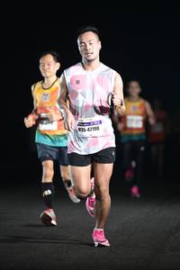 BIB: 42190
                            <button type="button" onclick="openModal(7379296)" class="btn btn-primary btn-sm float-right btn-popup" data-toggle="modal" data-target=".modal-high-quality">
                        <i class="fas fa-shopping-cart"></i> Add to Cart
                    </button>
                                            <button type="button" onclick="isThisMe(7379296, true)" class="btn btn-success btn-sm float-right btn-popup btn-isme hidden" data-toggle="tooltip" data-placement="bottom" title="นี่คือรูปของคุณใช่ไหม คลิกที่นี่เพื่อเอาเข้าอัลบั้ม">
                        <i class="fas fa-plus"></i> Add to album
                    </button>
                    <button type="button" onclick="isThisMe(7379296, false)" class="btn btn-warning btn-sm float-right btn-popup btn-isnotme hidden">
                        <i class="fas fa-ban"></i> Remove from album
                    </button>