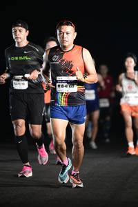 BIB: 47210, 41199
                            <button type="button" onclick="openModal(7389445)" class="btn btn-primary btn-sm float-right btn-popup" data-toggle="modal" data-target=".modal-high-quality">
                        <i class="fas fa-shopping-cart"></i> Add to Cart
                    </button>
                                            <button type="button" onclick="isThisMe(7389445, true)" class="btn btn-success btn-sm float-right btn-popup btn-isme hidden" data-toggle="tooltip" data-placement="bottom" title="นี่คือรูปของคุณใช่ไหม คลิกที่นี่เพื่อเอาเข้าอัลบั้ม">
                        <i class="fas fa-plus"></i> Add to album
                    </button>
                    <button type="button" onclick="isThisMe(7389445, false)" class="btn btn-warning btn-sm float-right btn-popup btn-isnotme hidden">
                        <i class="fas fa-ban"></i> Remove from album
                    </button>