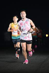 BIB: 42190
                            <button type="button" onclick="openModal(7379198)" class="btn btn-primary btn-sm float-right btn-popup" data-toggle="modal" data-target=".modal-high-quality">
                        <i class="fas fa-shopping-cart"></i> Add to Cart
                    </button>
                                            <button type="button" onclick="isThisMe(7379198, true)" class="btn btn-success btn-sm float-right btn-popup btn-isme hidden" data-toggle="tooltip" data-placement="bottom" title="นี่คือรูปของคุณใช่ไหม คลิกที่นี่เพื่อเอาเข้าอัลบั้ม">
                        <i class="fas fa-plus"></i> Add to album
                    </button>
                    <button type="button" onclick="isThisMe(7379198, false)" class="btn btn-warning btn-sm float-right btn-popup btn-isnotme hidden">
                        <i class="fas fa-ban"></i> Remove from album
                    </button>