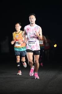 BIB: 42190
                            <button type="button" onclick="openModal(7379114)" class="btn btn-primary btn-sm float-right btn-popup" data-toggle="modal" data-target=".modal-high-quality">
                        <i class="fas fa-shopping-cart"></i> Add to Cart
                    </button>
                                            <button type="button" onclick="isThisMe(7379114, true)" class="btn btn-success btn-sm float-right btn-popup btn-isme hidden" data-toggle="tooltip" data-placement="bottom" title="นี่คือรูปของคุณใช่ไหม คลิกที่นี่เพื่อเอาเข้าอัลบั้ม">
                        <i class="fas fa-plus"></i> Add to album
                    </button>
                    <button type="button" onclick="isThisMe(7379114, false)" class="btn btn-warning btn-sm float-right btn-popup btn-isnotme hidden">
                        <i class="fas fa-ban"></i> Remove from album
                    </button>