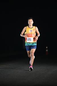 BIB: 4813
                            <button type="button" onclick="openModal(7298019)" class="btn btn-primary btn-sm float-right btn-popup" data-toggle="modal" data-target=".modal-high-quality">
                        <i class="fas fa-shopping-cart"></i> Add to Cart
                    </button>
                                            <button type="button" onclick="isThisMe(7298019, true)" class="btn btn-success btn-sm float-right btn-popup btn-isme hidden" data-toggle="tooltip" data-placement="bottom" title="นี่คือรูปของคุณใช่ไหม คลิกที่นี่เพื่อเอาเข้าอัลบั้ม">
                        <i class="fas fa-plus"></i> Add to album
                    </button>
                    <button type="button" onclick="isThisMe(7298019, false)" class="btn btn-warning btn-sm float-right btn-popup btn-isnotme hidden">
                        <i class="fas fa-ban"></i> Remove from album
                    </button>