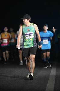 BIB: 40927
                            <button type="button" onclick="openModal(7626087)" class="btn btn-primary btn-sm float-right btn-popup" data-toggle="modal" data-target=".modal-high-quality">
                        <i class="fas fa-shopping-cart"></i> Add to Cart
                    </button>
                                            <button type="button" onclick="isThisMe(7626087, true)" class="btn btn-success btn-sm float-right btn-popup btn-isme hidden" data-toggle="tooltip" data-placement="bottom" title="นี่คือรูปของคุณใช่ไหม คลิกที่นี่เพื่อเอาเข้าอัลบั้ม">
                        <i class="fas fa-plus"></i> Add to album
                    </button>
                    <button type="button" onclick="isThisMe(7626087, false)" class="btn btn-warning btn-sm float-right btn-popup btn-isnotme hidden">
                        <i class="fas fa-ban"></i> Remove from album
                    </button>