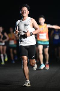 BIB: 46219
                            <button type="button" onclick="openModal(7391274)" class="btn btn-primary btn-sm float-right btn-popup" data-toggle="modal" data-target=".modal-high-quality">
                        <i class="fas fa-shopping-cart"></i> Add to Cart
                    </button>
                                            <button type="button" onclick="isThisMe(7391274, true)" class="btn btn-success btn-sm float-right btn-popup btn-isme hidden" data-toggle="tooltip" data-placement="bottom" title="นี่คือรูปของคุณใช่ไหม คลิกที่นี่เพื่อเอาเข้าอัลบั้ม">
                        <i class="fas fa-plus"></i> Add to album
                    </button>
                    <button type="button" onclick="isThisMe(7391274, false)" class="btn btn-warning btn-sm float-right btn-popup btn-isnotme hidden">
                        <i class="fas fa-ban"></i> Remove from album
                    </button>