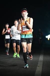 BIB: 4096
                            <button type="button" onclick="openModal(7395621)" class="btn btn-primary btn-sm float-right btn-popup" data-toggle="modal" data-target=".modal-high-quality">
                        <i class="fas fa-shopping-cart"></i> Add to Cart
                    </button>
                                            <button type="button" onclick="isThisMe(7395621, true)" class="btn btn-success btn-sm float-right btn-popup btn-isme hidden" data-toggle="tooltip" data-placement="bottom" title="นี่คือรูปของคุณใช่ไหม คลิกที่นี่เพื่อเอาเข้าอัลบั้ม">
                        <i class="fas fa-plus"></i> Add to album
                    </button>
                    <button type="button" onclick="isThisMe(7395621, false)" class="btn btn-warning btn-sm float-right btn-popup btn-isnotme hidden">
                        <i class="fas fa-ban"></i> Remove from album
                    </button>